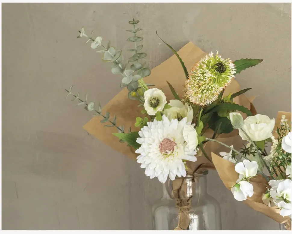 Mix Buket Hvid 7 Stilke H.65 cm