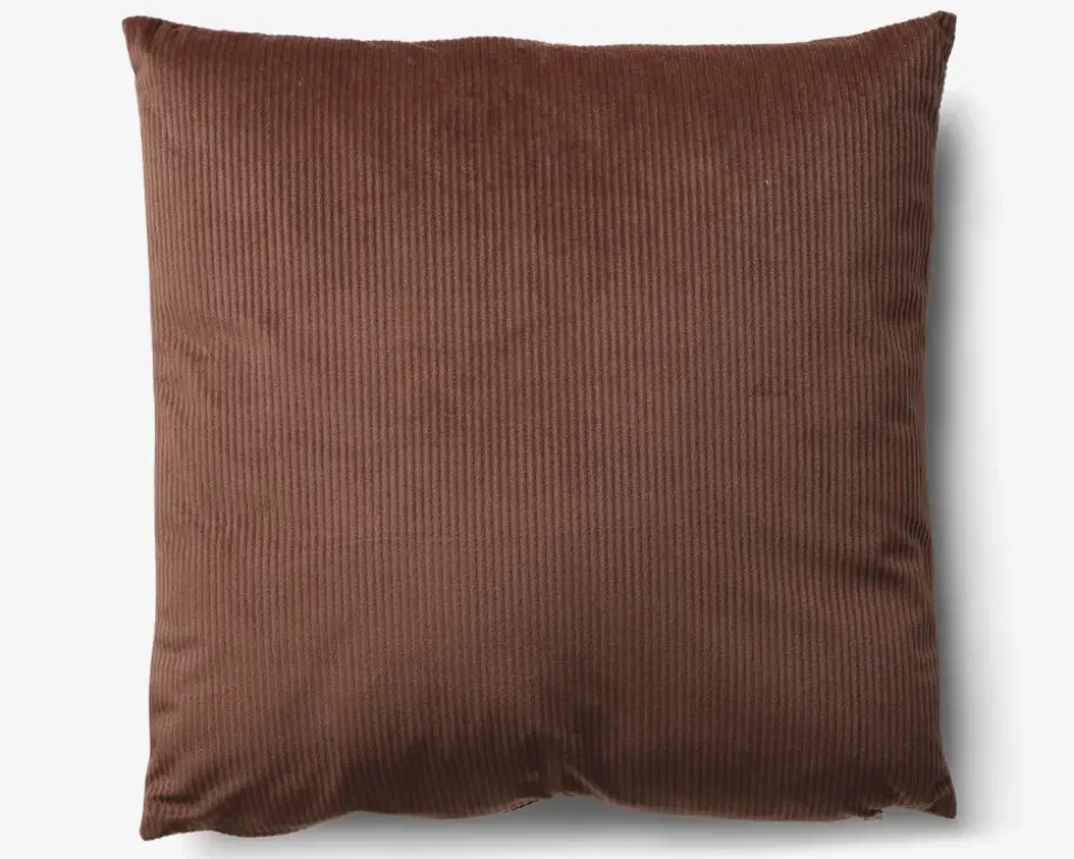 Pude brun m/fyld 45x45 cm