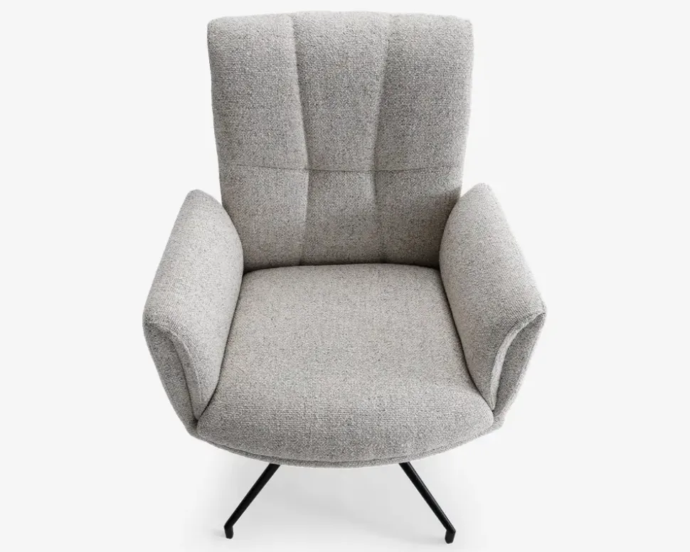 Spisebordsstol med armlæn i beige stof